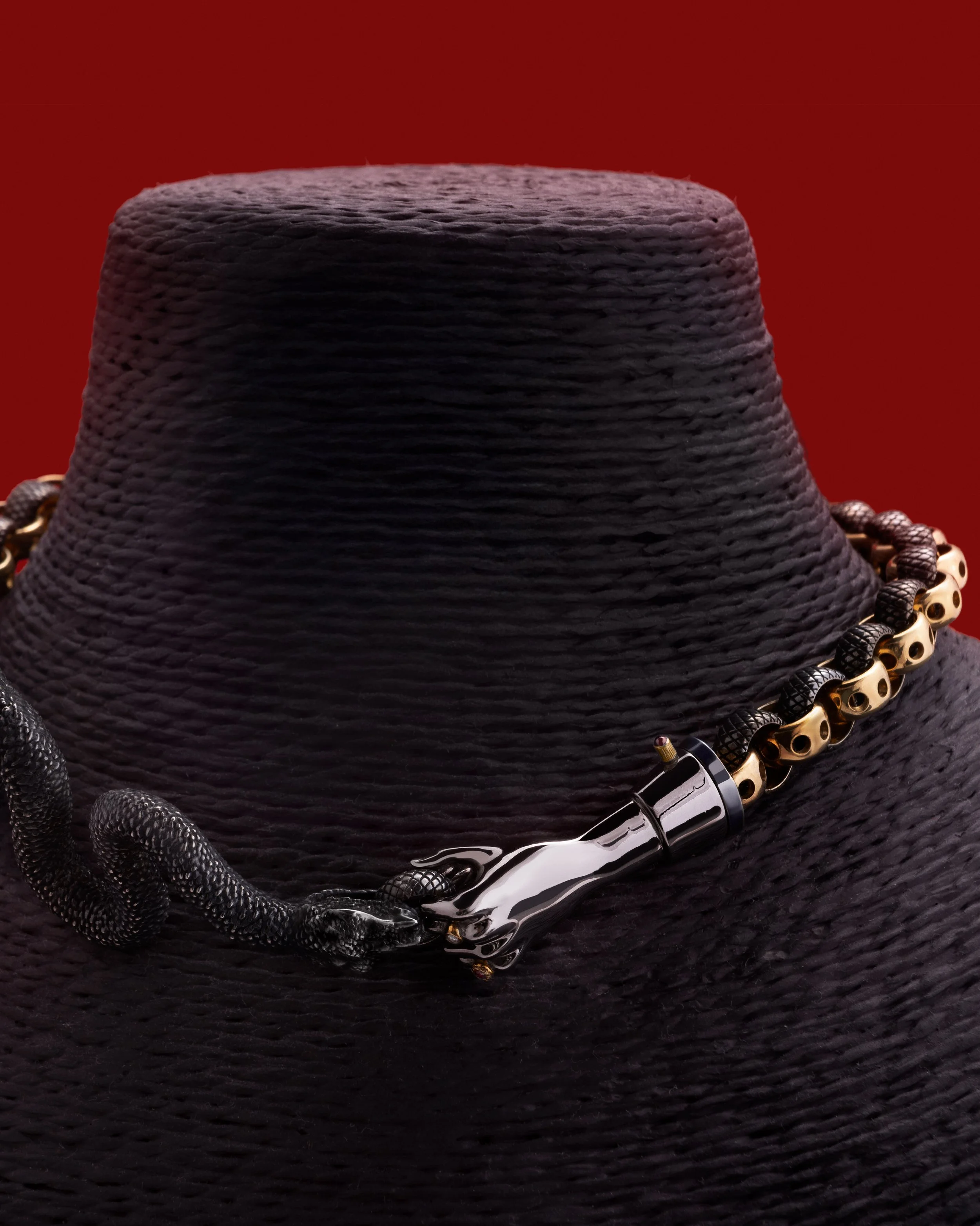 Choker03.jpg