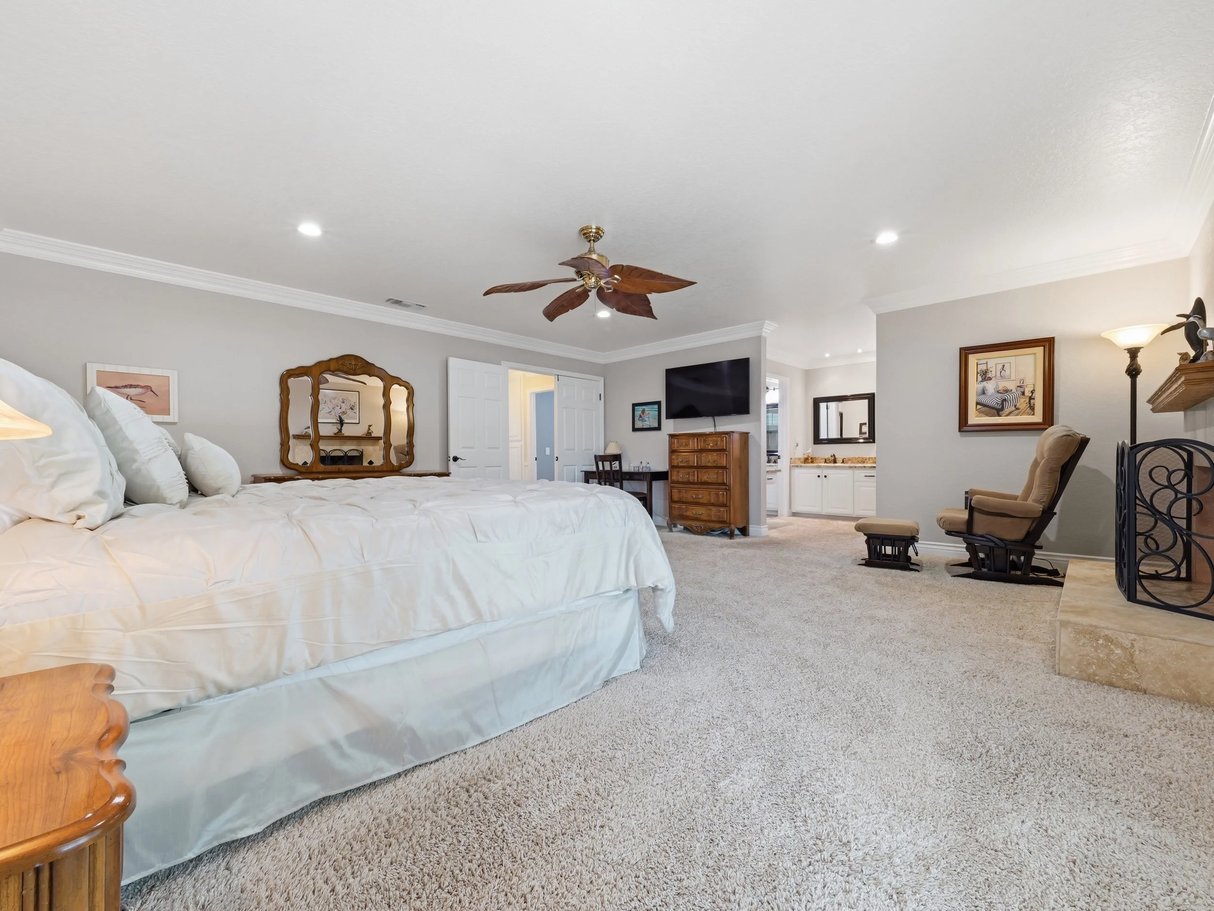 rancho-cucamonga-hdr-living-room.jpg 5.jpg