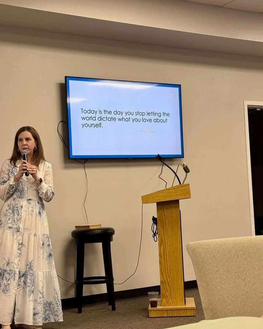 Loved spending time with the moms at @shearerhills Momco today. Great conversation about Self-Intimacy and how to find ourselves throughout motherhood. Thanks for having me! ❤️
