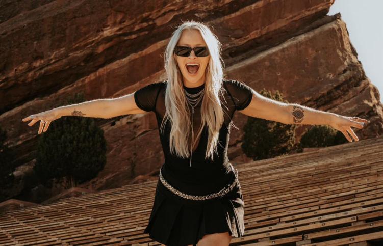 Maddy O’Neal Chats About Embracing Change, Genre Exploration, Hulaween Stories, &amp; More