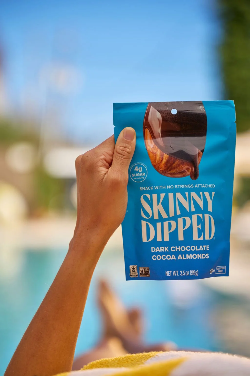FH-SkinnyDipped104199.jpg