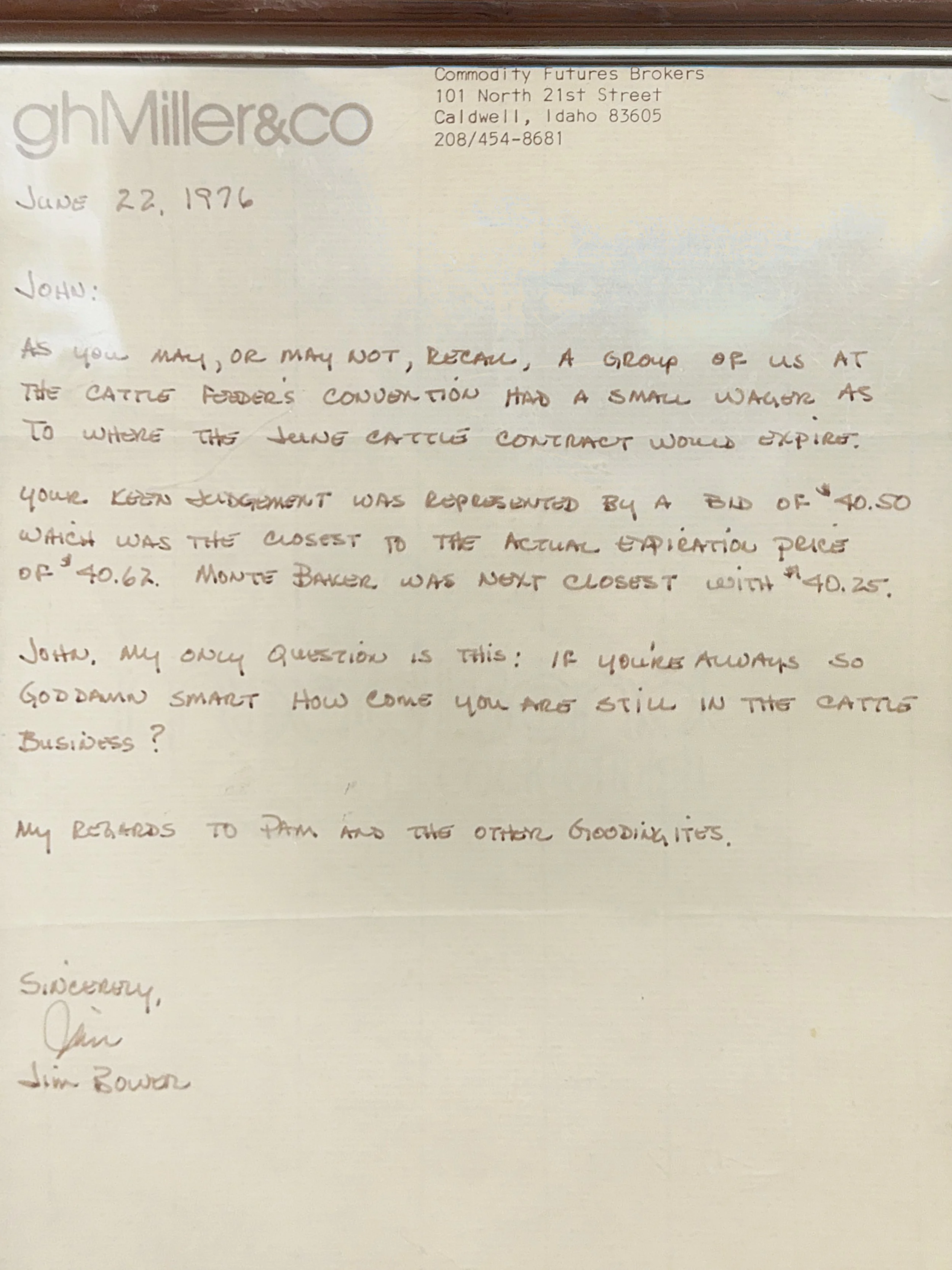A handwritten note on a piece of paper with letterhead from 'gh Miller&co', a commodity futures broker, including contact information and a date of June 22, 1976. The note discusses a cattle contract transaction and includes signatures.