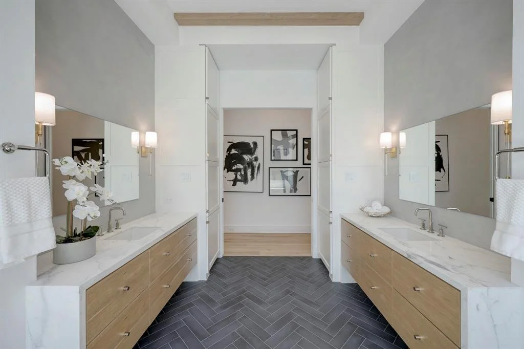 Luxury Bathrooms