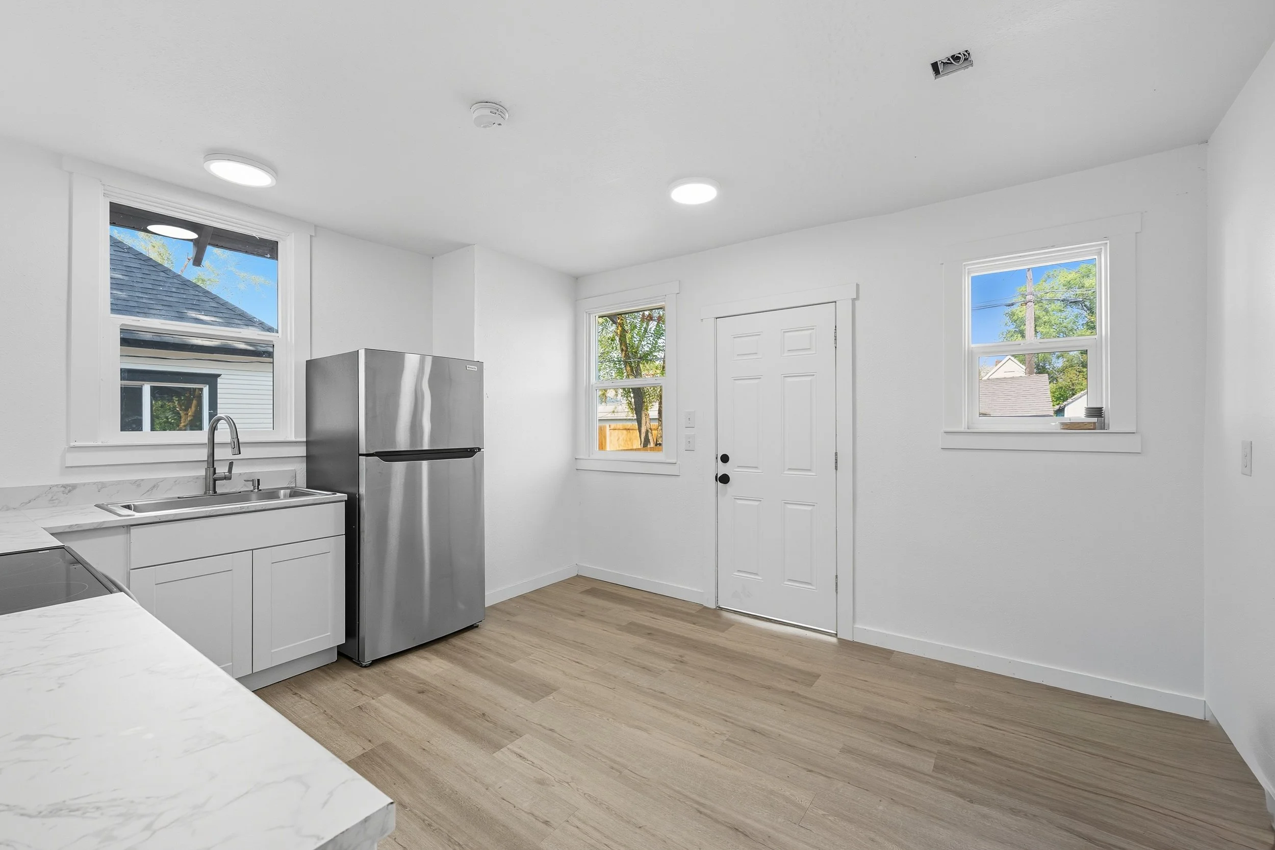 Spokane WA multifamily property interior layout and living area – Hall Street