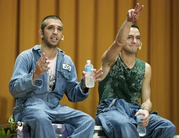 Qbros2.jpg.webp