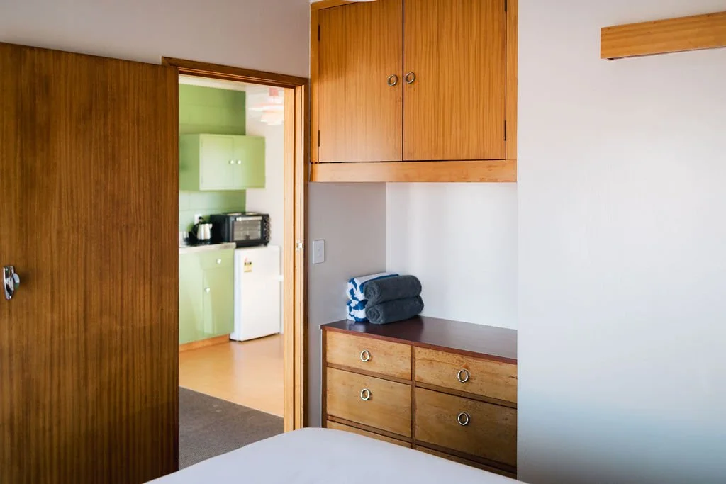 Premium1br-kitchen.jpg