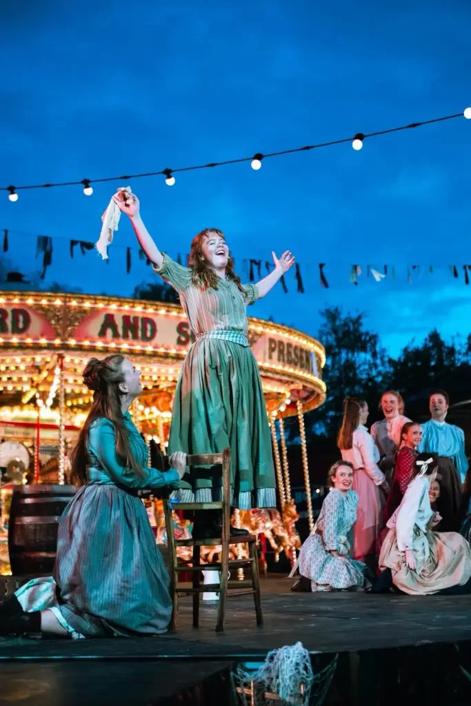 carousel 2.webp