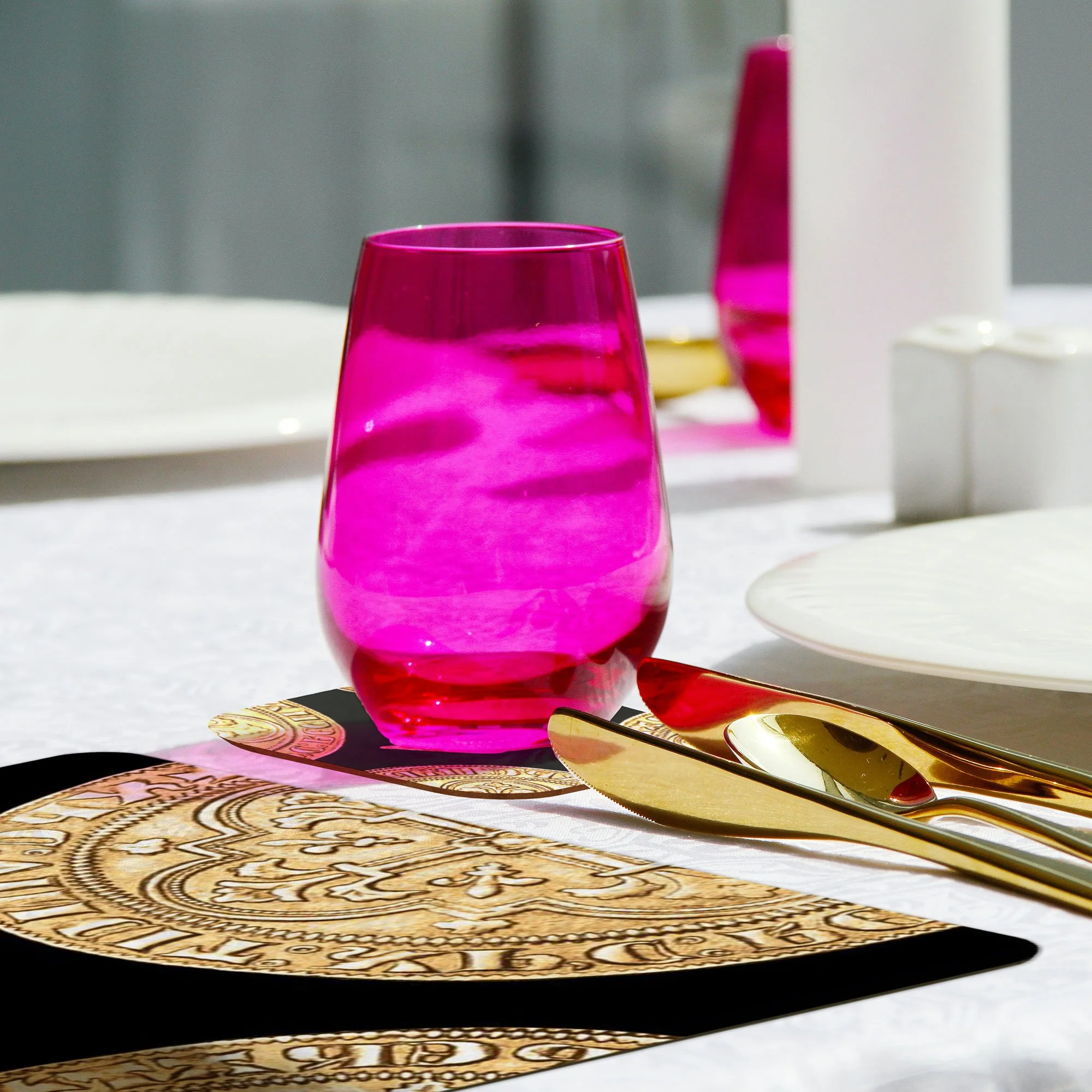 table-setting-situ-sq.jpg