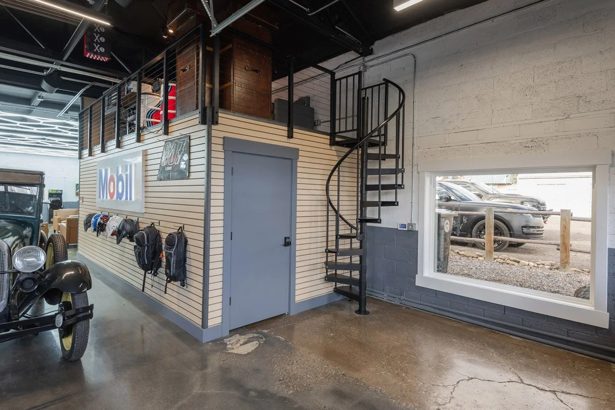 15 298sCenterSt-DaybellGarage-018.jpg