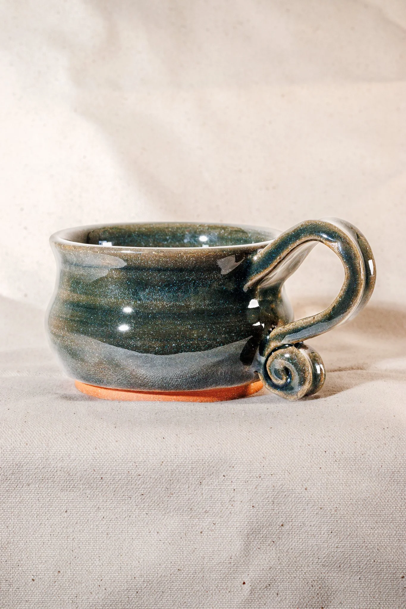 Short Peacock Cauldron 11 oz Mug
