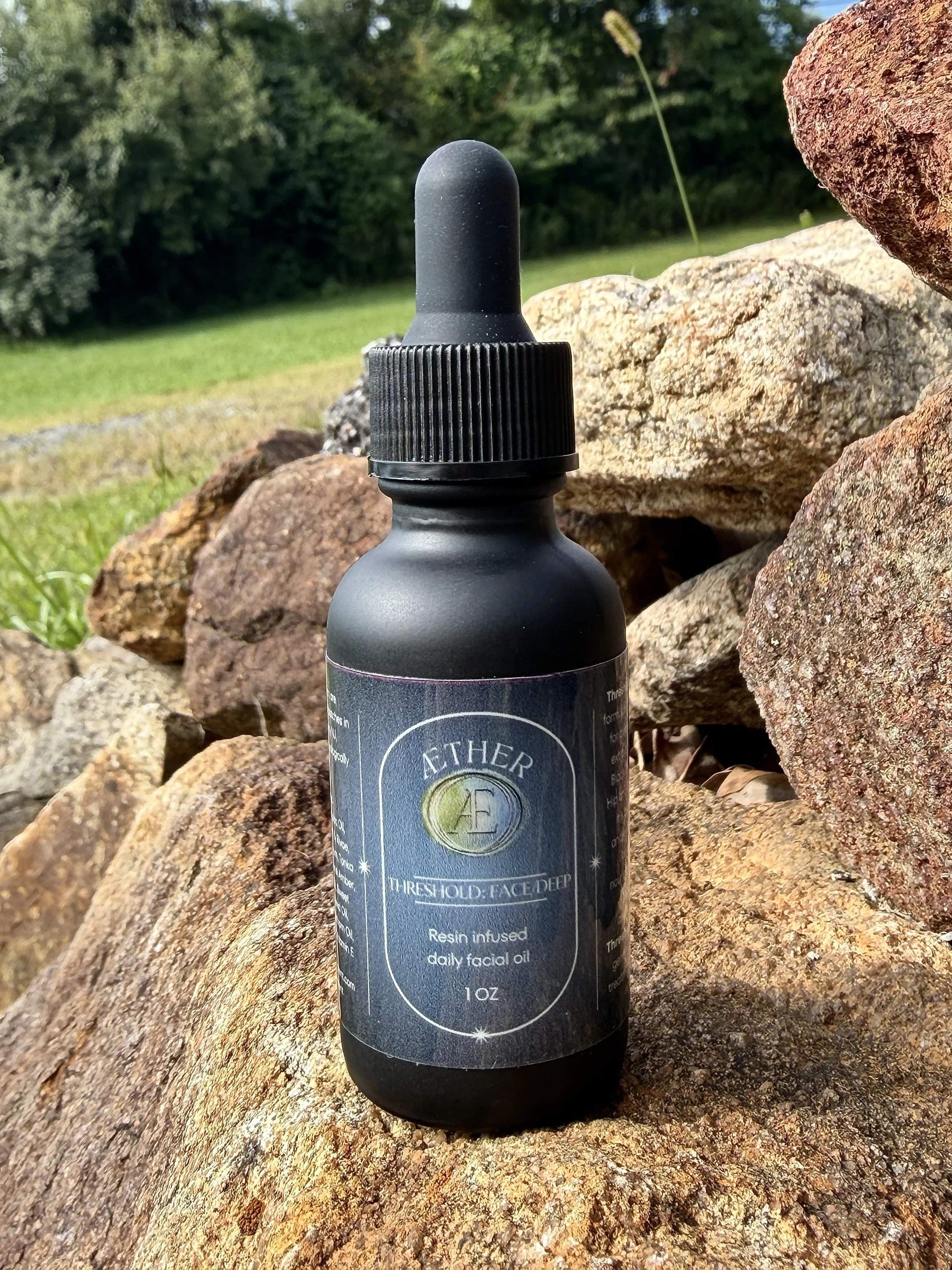 Threshold: Face/Deep - Resin infused daily facial oil