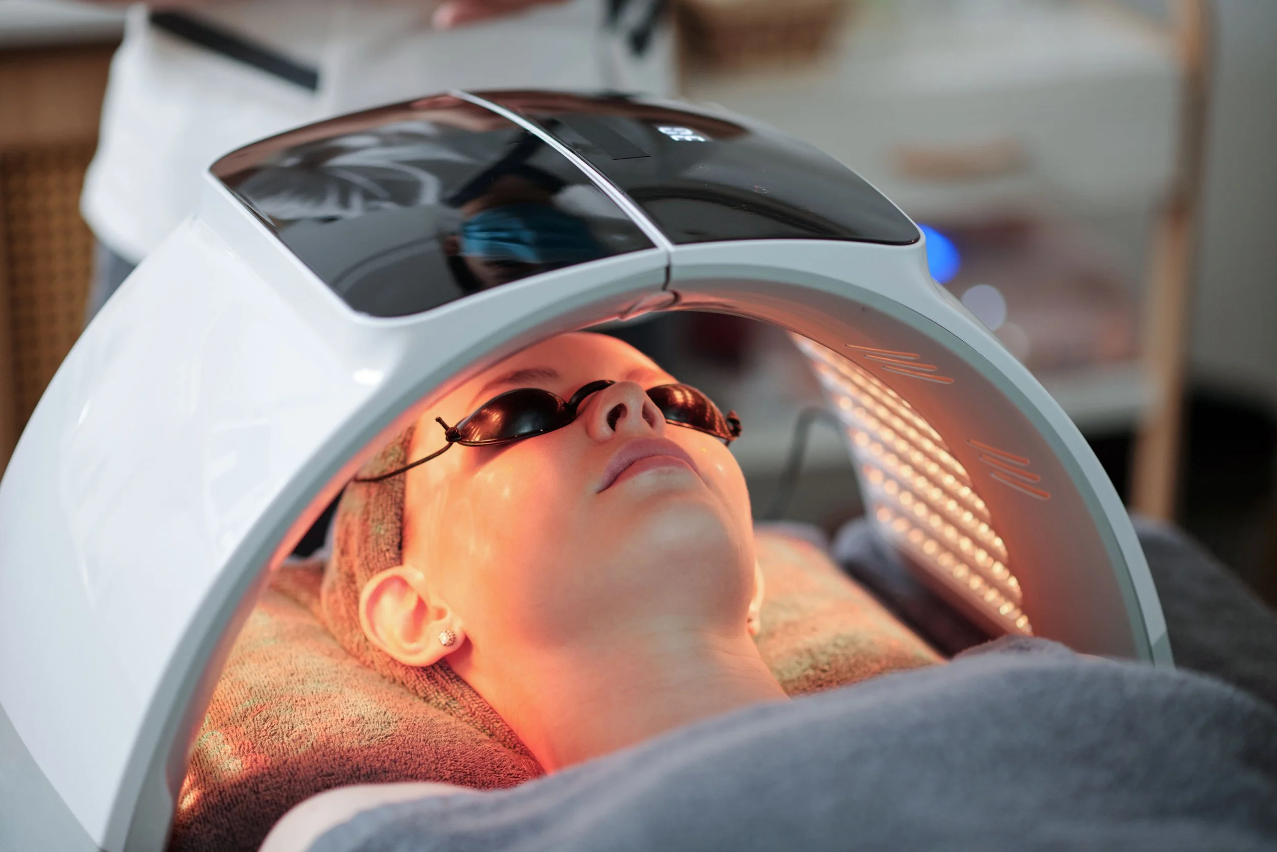 Anti-Aging LED Facial