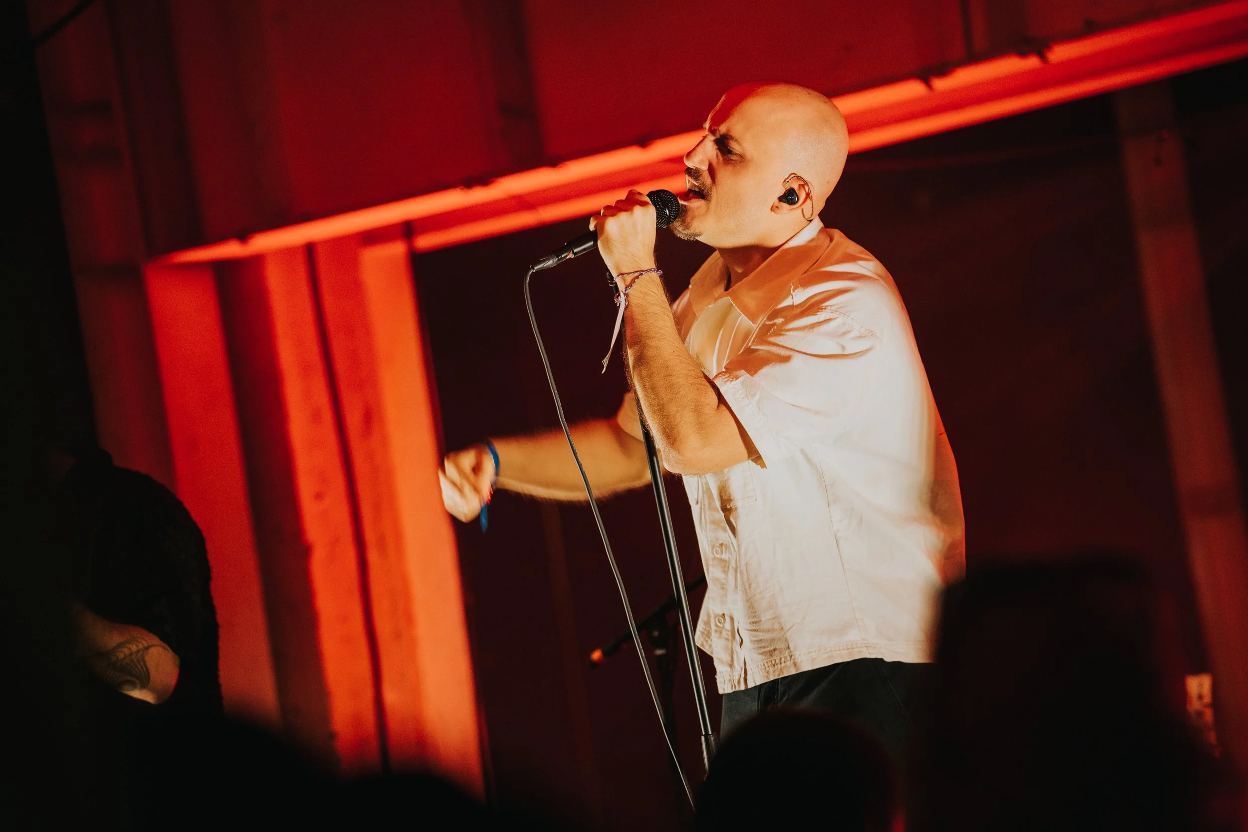 BENTHOS_CHARLIEBLUCK-3.jpg