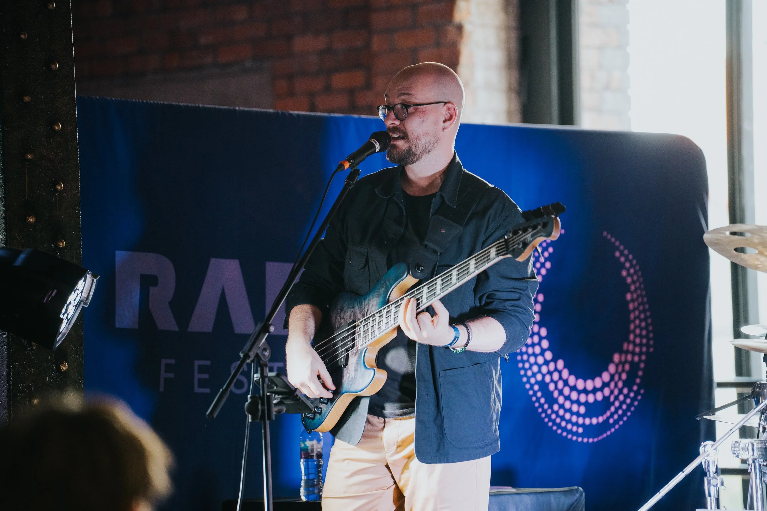 VOYAGER BASS& DRUM MC_CHARLIEBLUCK-3.jpg