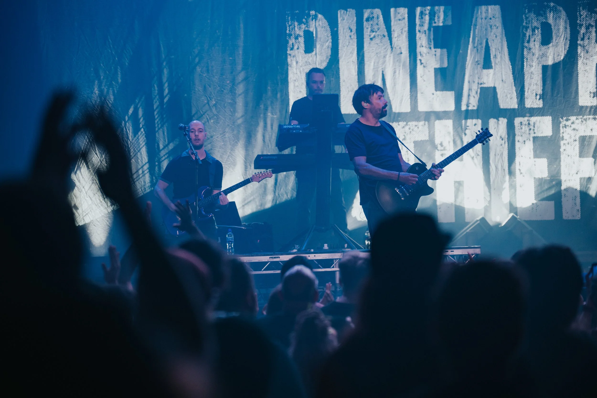 The PINEAPPLE THIEF_CHARLIEBLUCK-6.jpg