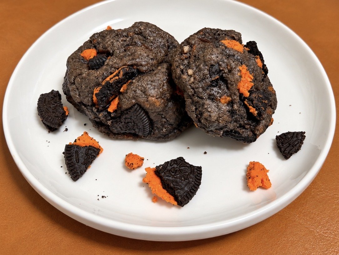 *Limited Edition* Halloween Cookies & Cream
