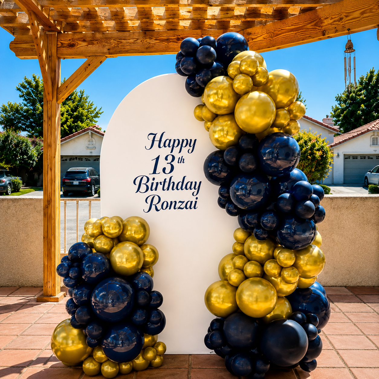 Grab & Go Foam Backdrop & Balloons