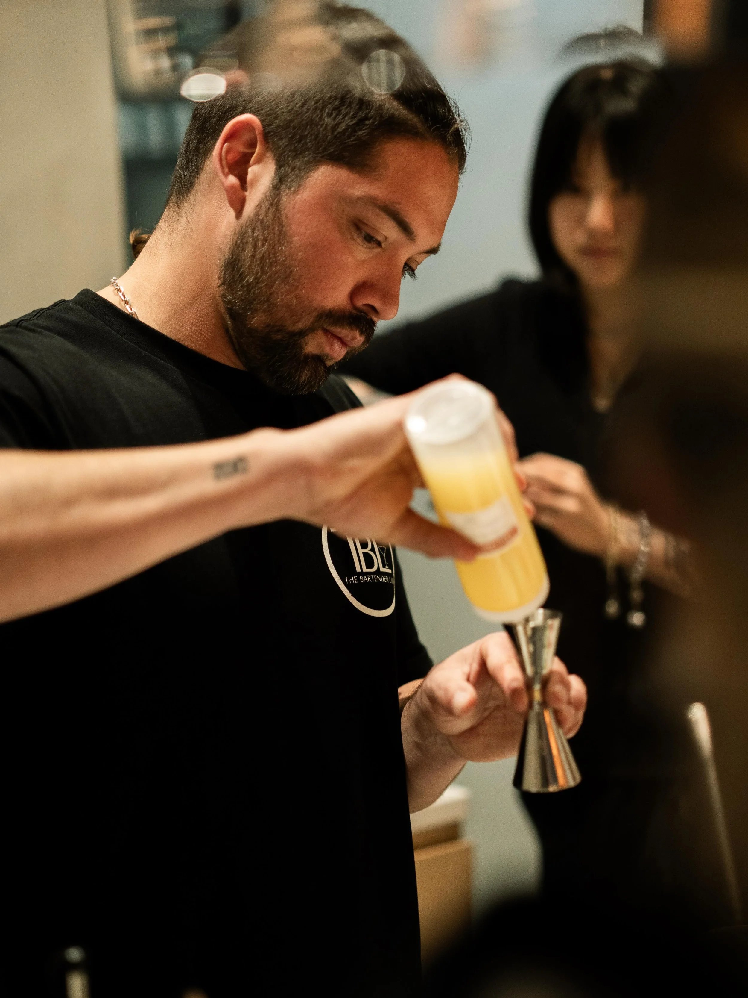 The alchemist 🍸 
@thebartenderlab 
@chunkyobbagogi