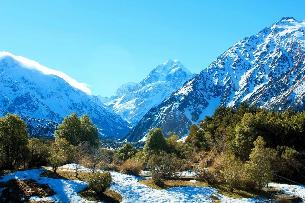 Mt Cook from Christchurch.jpg