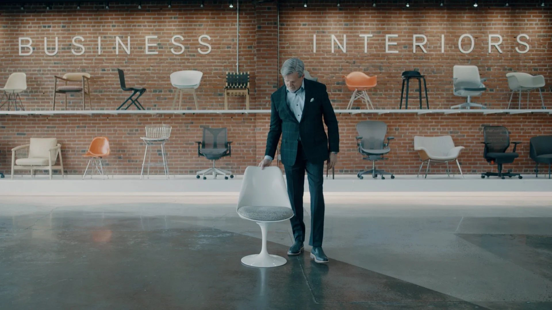 Business Interiors
Brand Video / Agency Collaboration