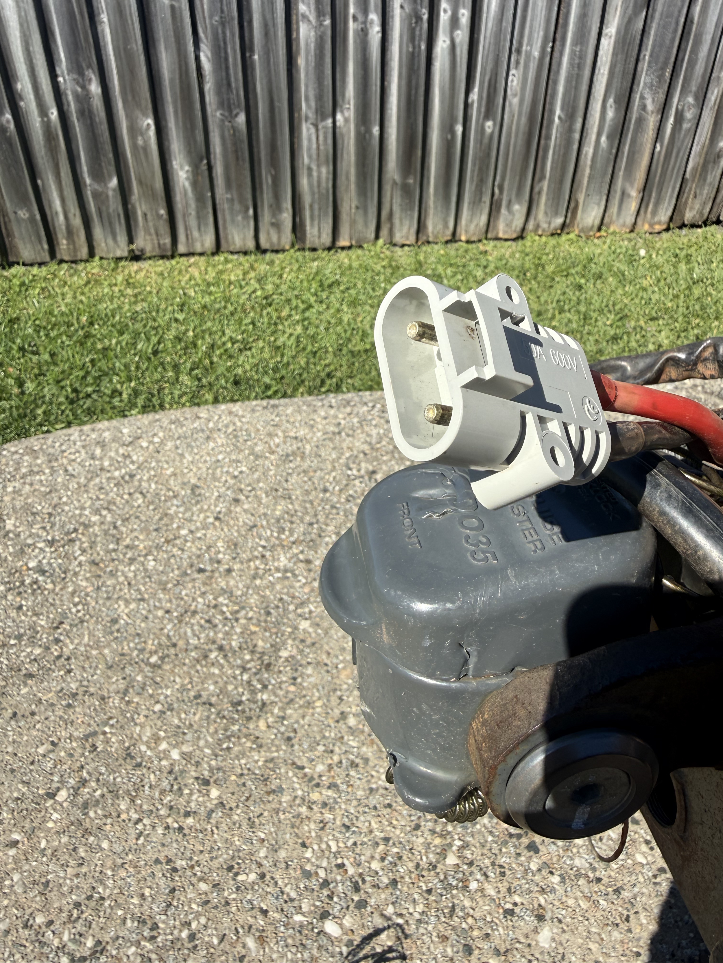 anderson alternative on camper trailer conquerer