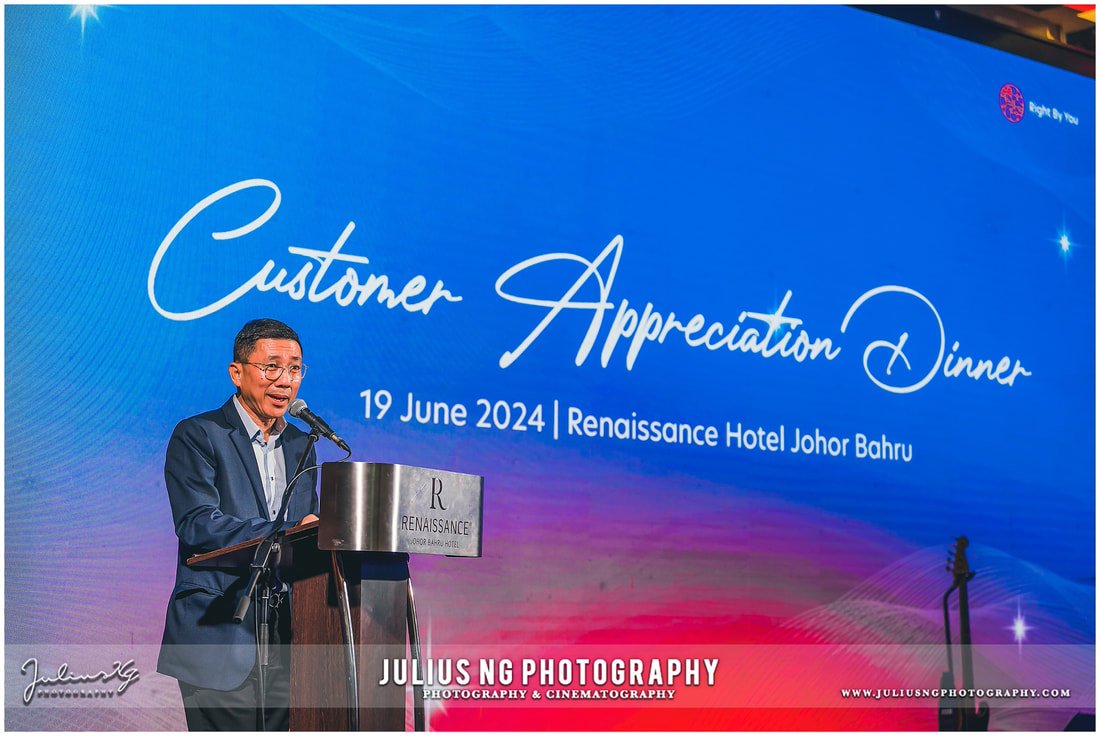 UOB Customer Appreciation Dinner, Mr Goh Boon Siang's keynote speech photography at customer appreciation dinner held at Renaissance Johor Bahru Hotel.