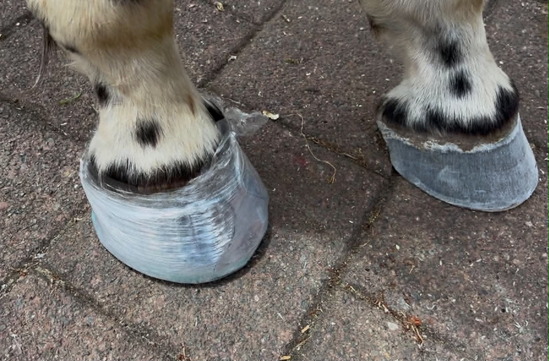 Nice tight wrap ensures the shoe stays in place while the glue sets. Super glue sets quickly under pressure.