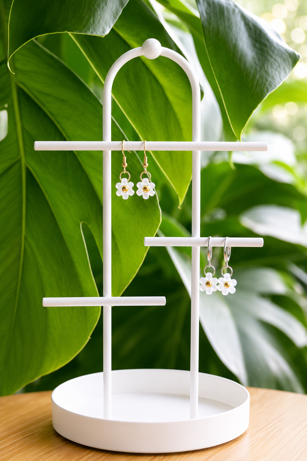 Daisy Dreams - Snowdrop.png