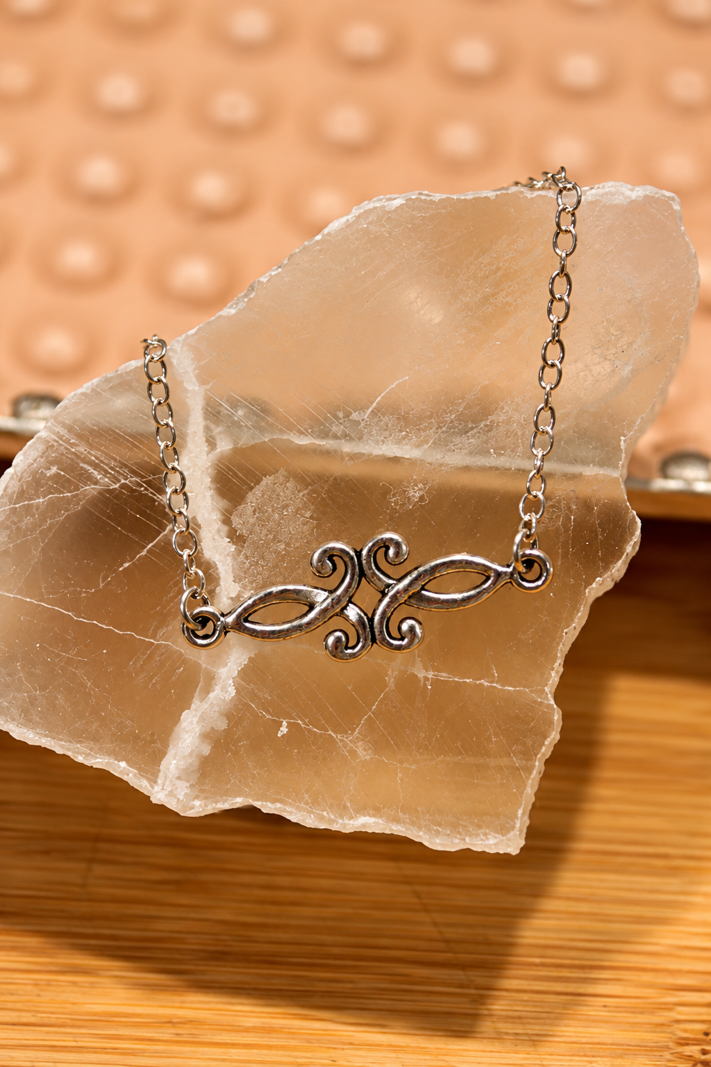 Eleanor Scroll Bracelet