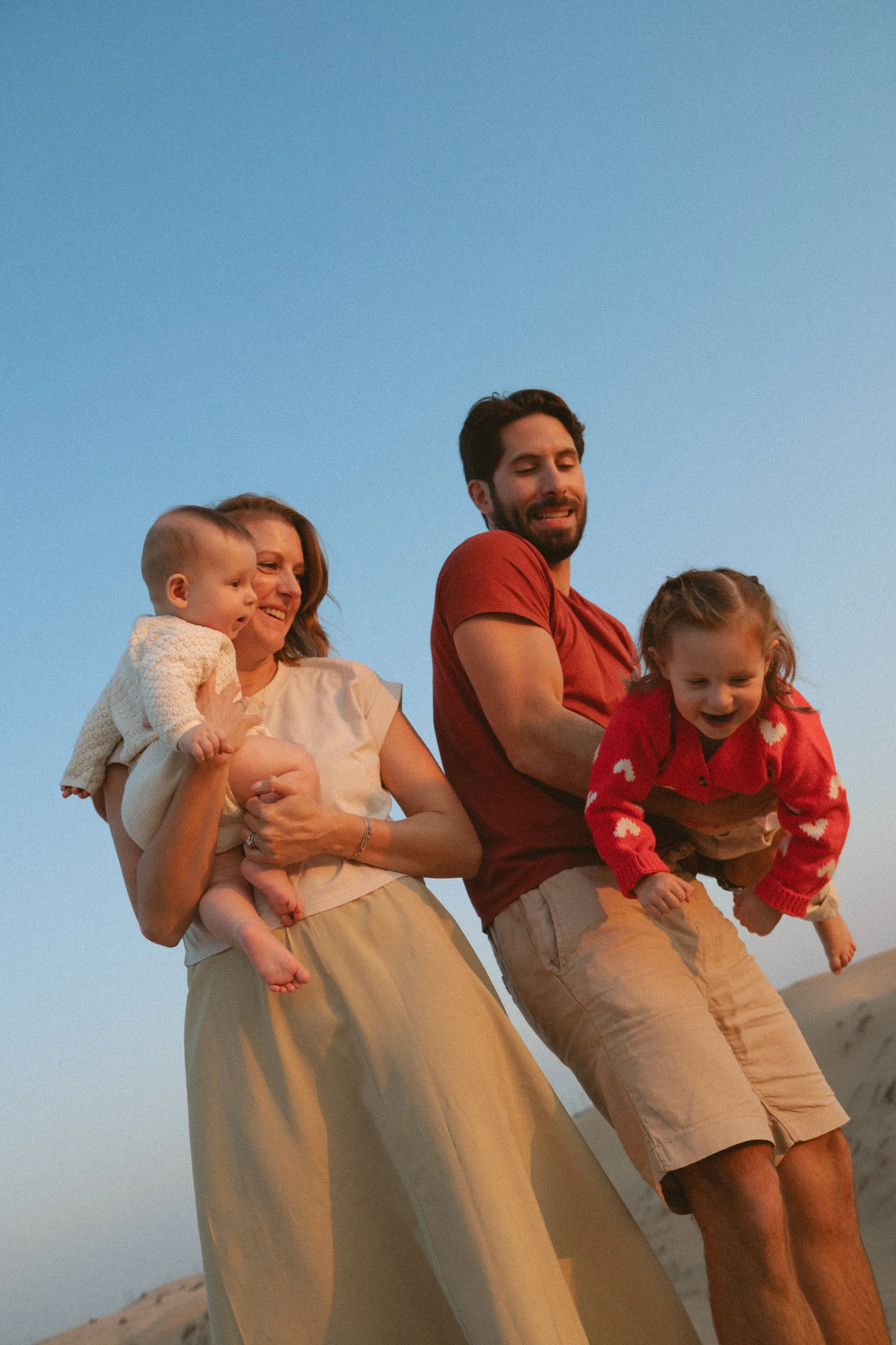 What to Wear for a Family Photoshoot: A Natural Guide for Families