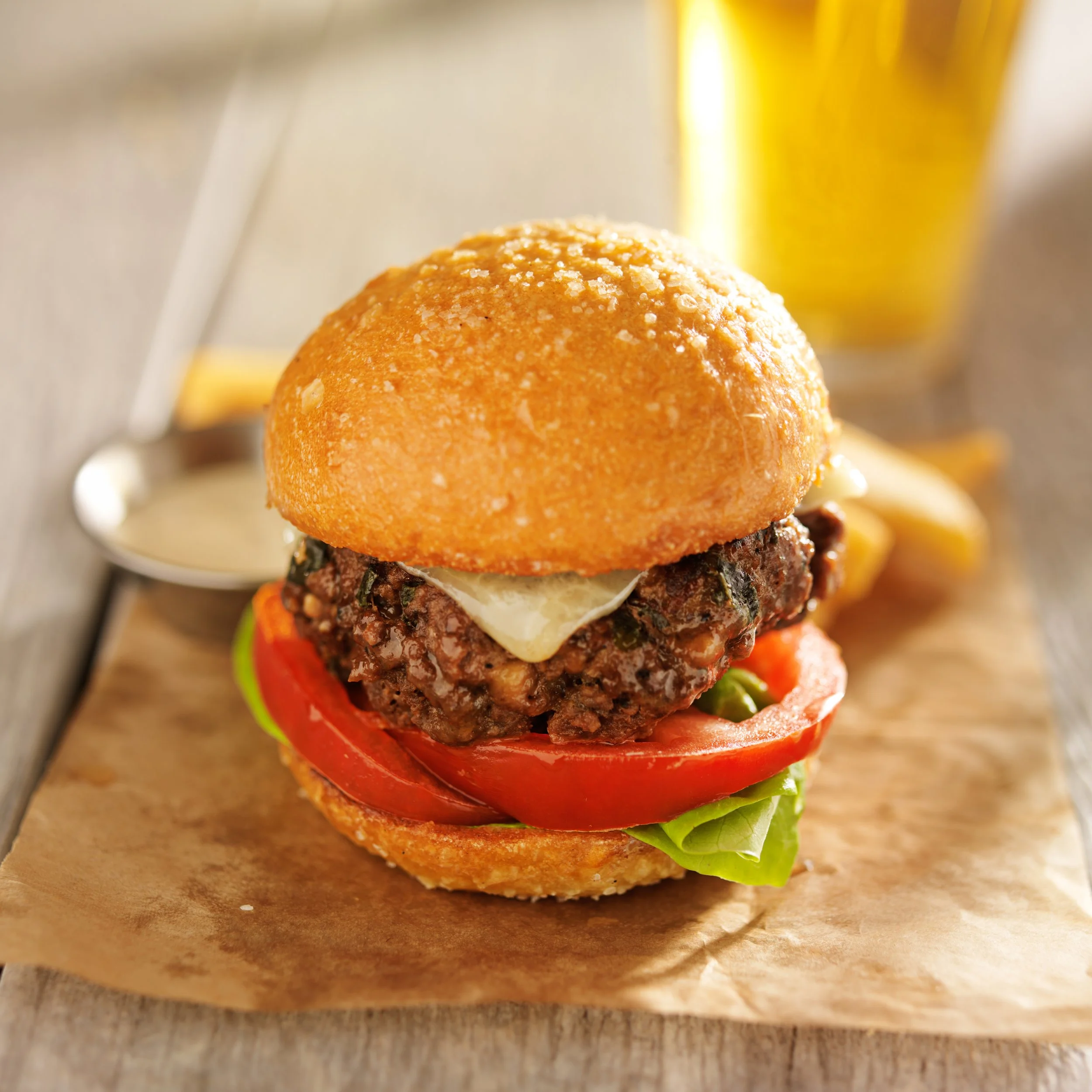 tasty-burger-with-tomato-and-lettuce-2026-01-09-08-20-06-utc.jpg