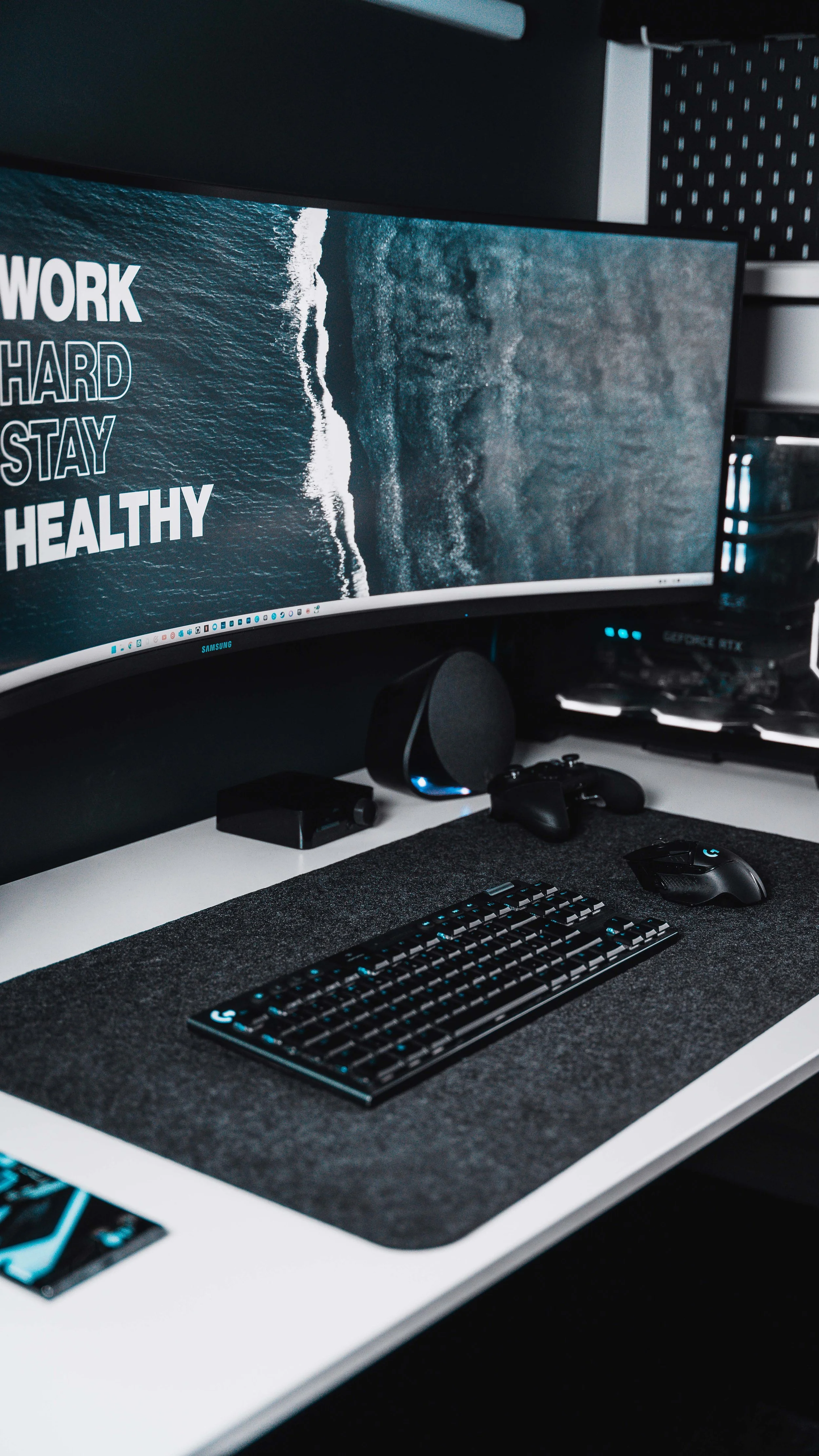 Clean desk setup with Delta Hub mat accessory.