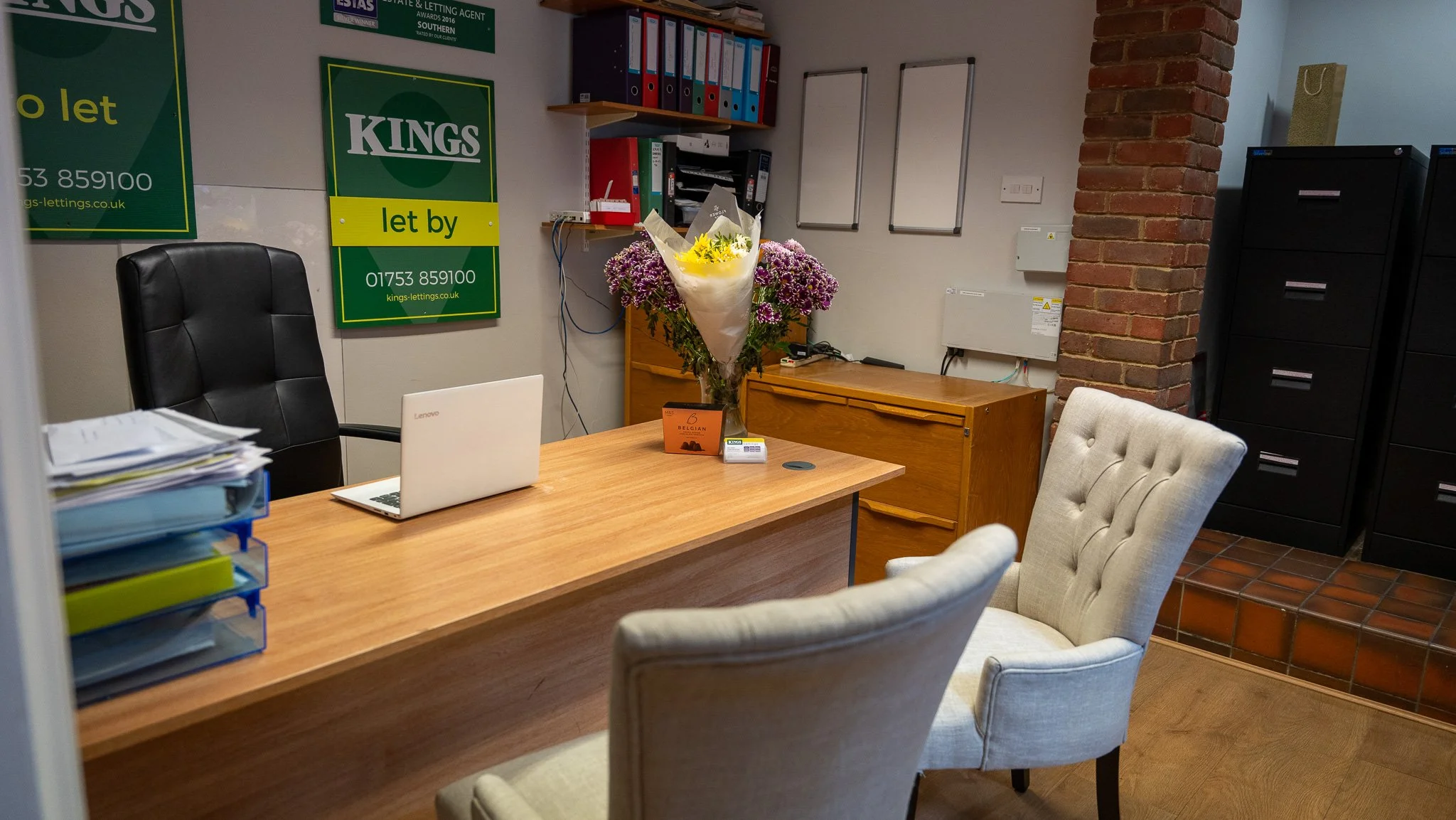 Desk at Kings Lettings (Windsor)