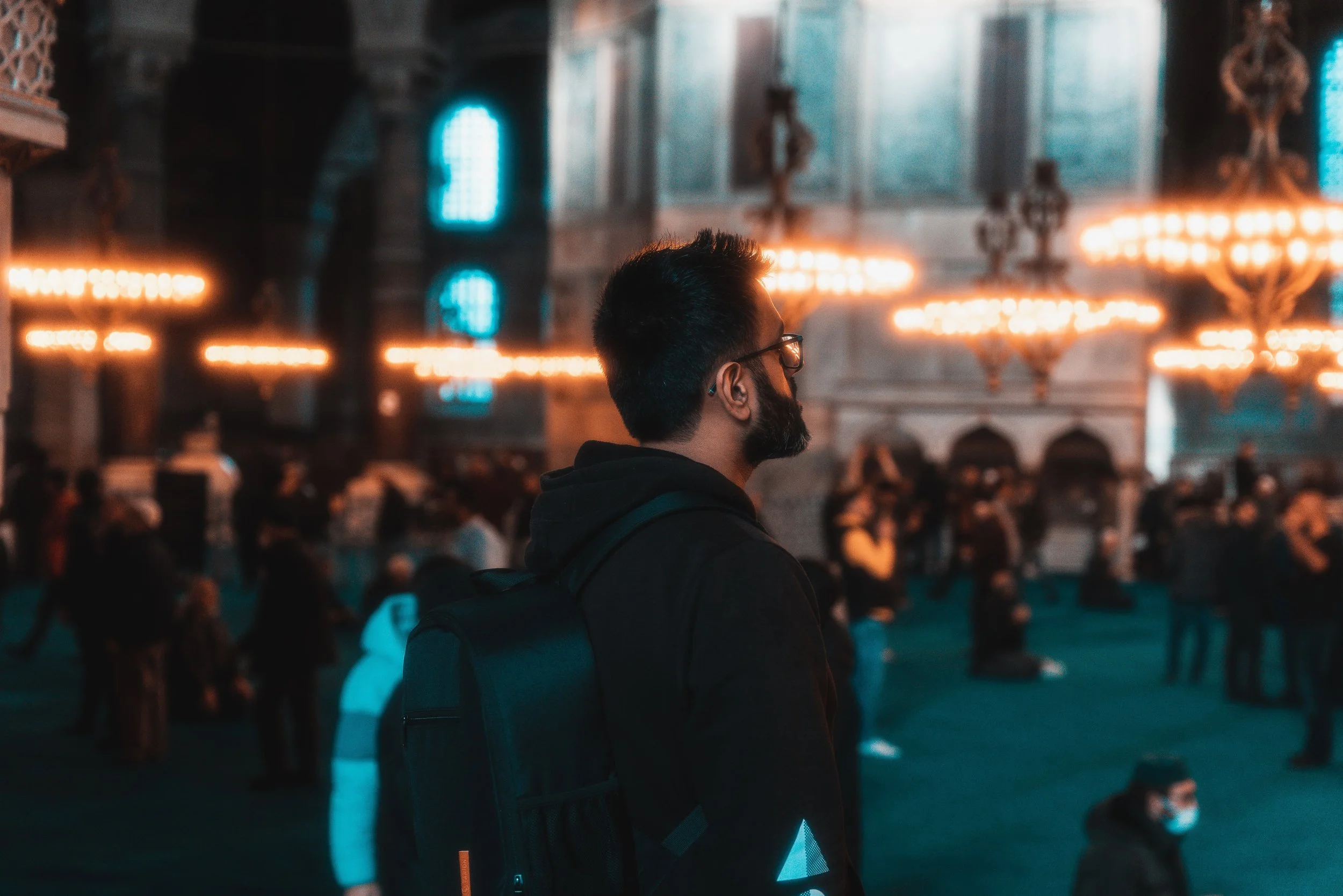 Admiring the beauty of the Blue Mosque 