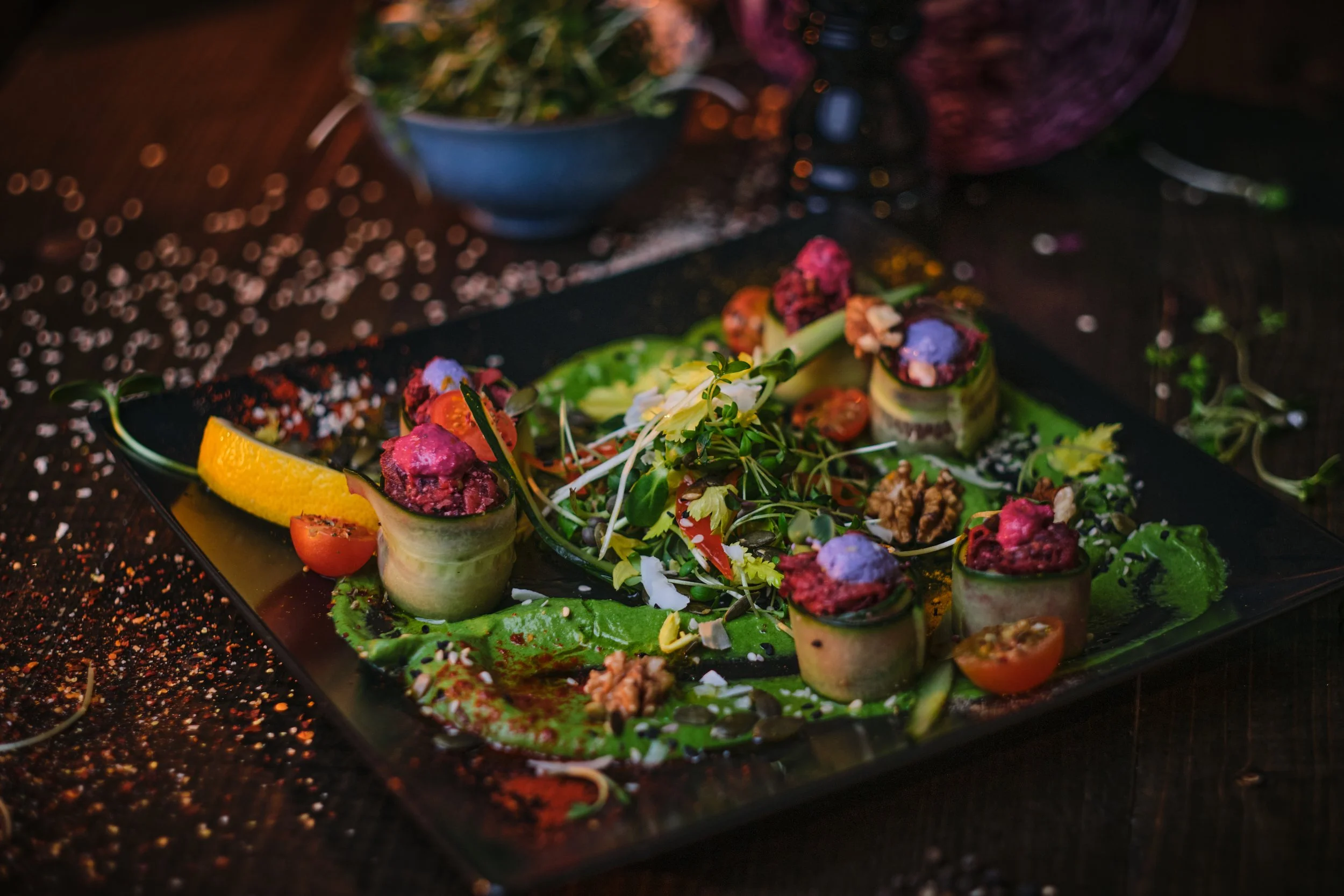elegant-presentation-of-innovative-cuisine-on-a-pl-2026-03-17-03-23-15-utc.jpg