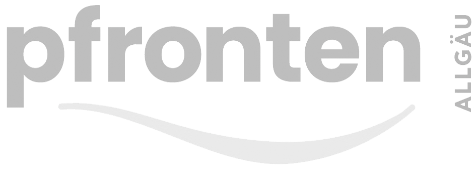 Hintergrundbild mit dem Wort 'fronten' in großen, grauen Buchstaben, wobei die Buchstaben teilweise überlappt sind, und einem kleinen, blauen Linien-Accent in der Mitte.