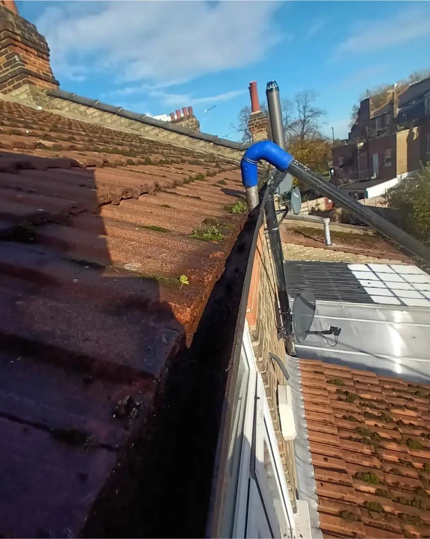 high rise gutter cleaning.jpg