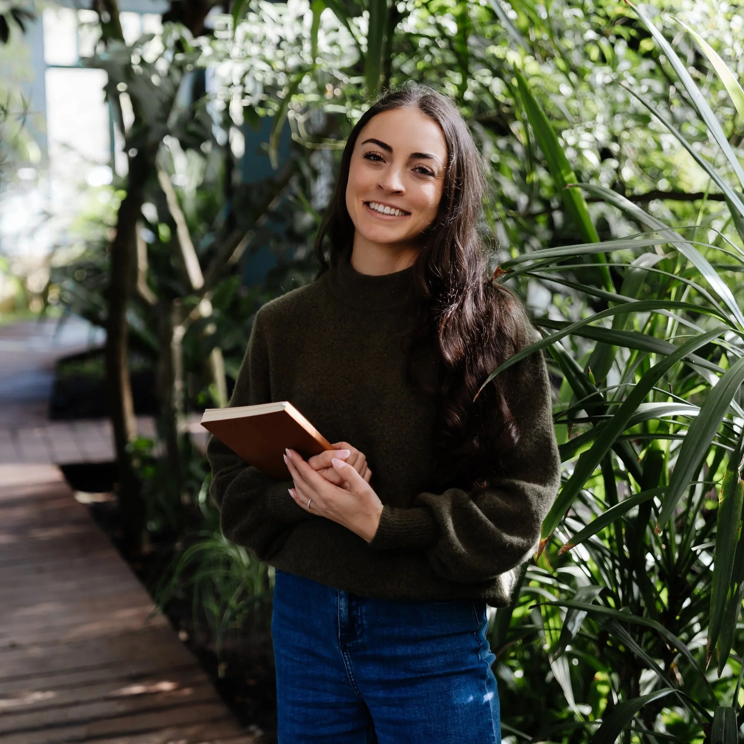 Lauren, therapist and founder of The Felt Sense, offering neuro-affirming counselling in Melbourne