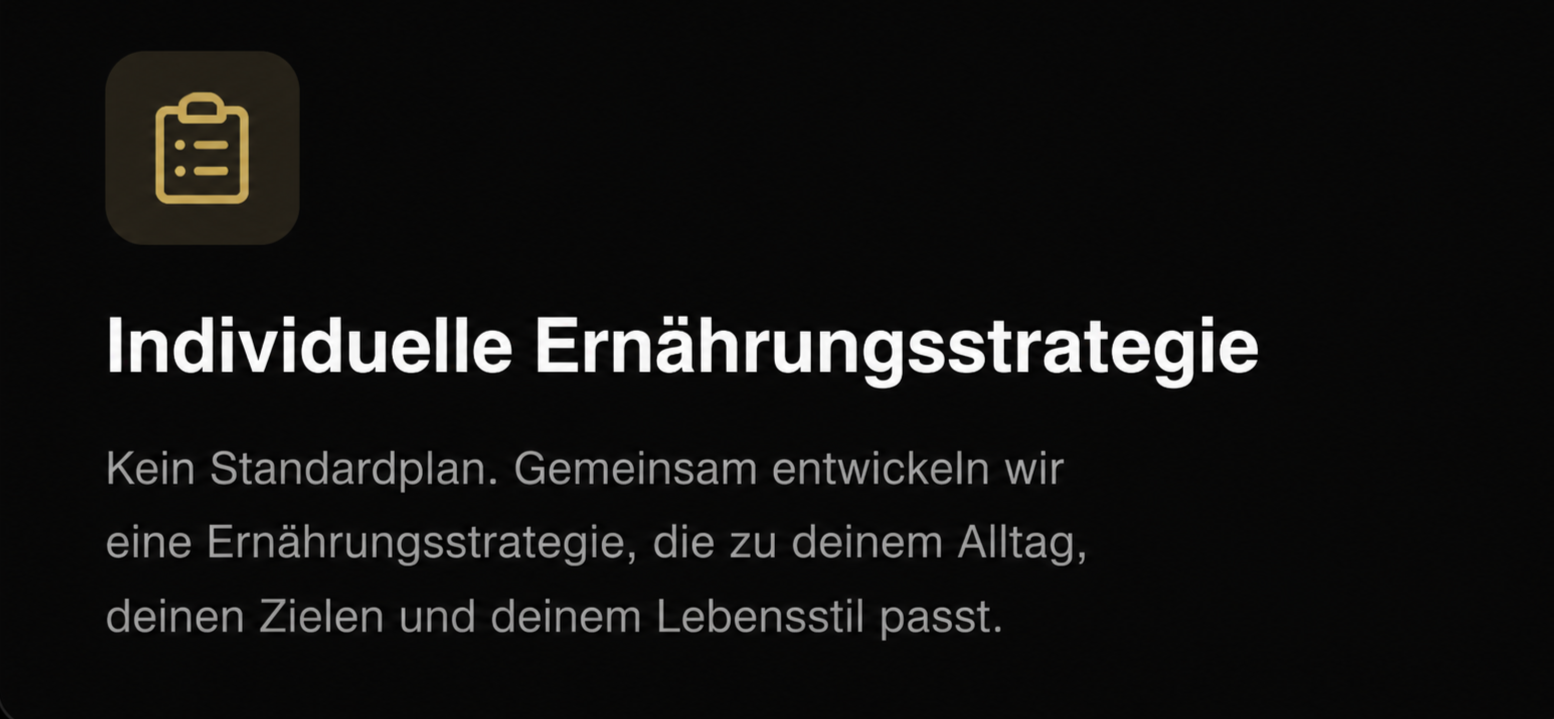 Titelbild mit Schriftzug "Individuelle Ernährungsstrategie" und Untertitel, der erklärt, dass kein Standardplan verwendet wird, sondern eine gemeinsam entwickelte, auf den Alltag, die Ziele und den Lebensstil passende Ernährungsstrategie erstellt wird.