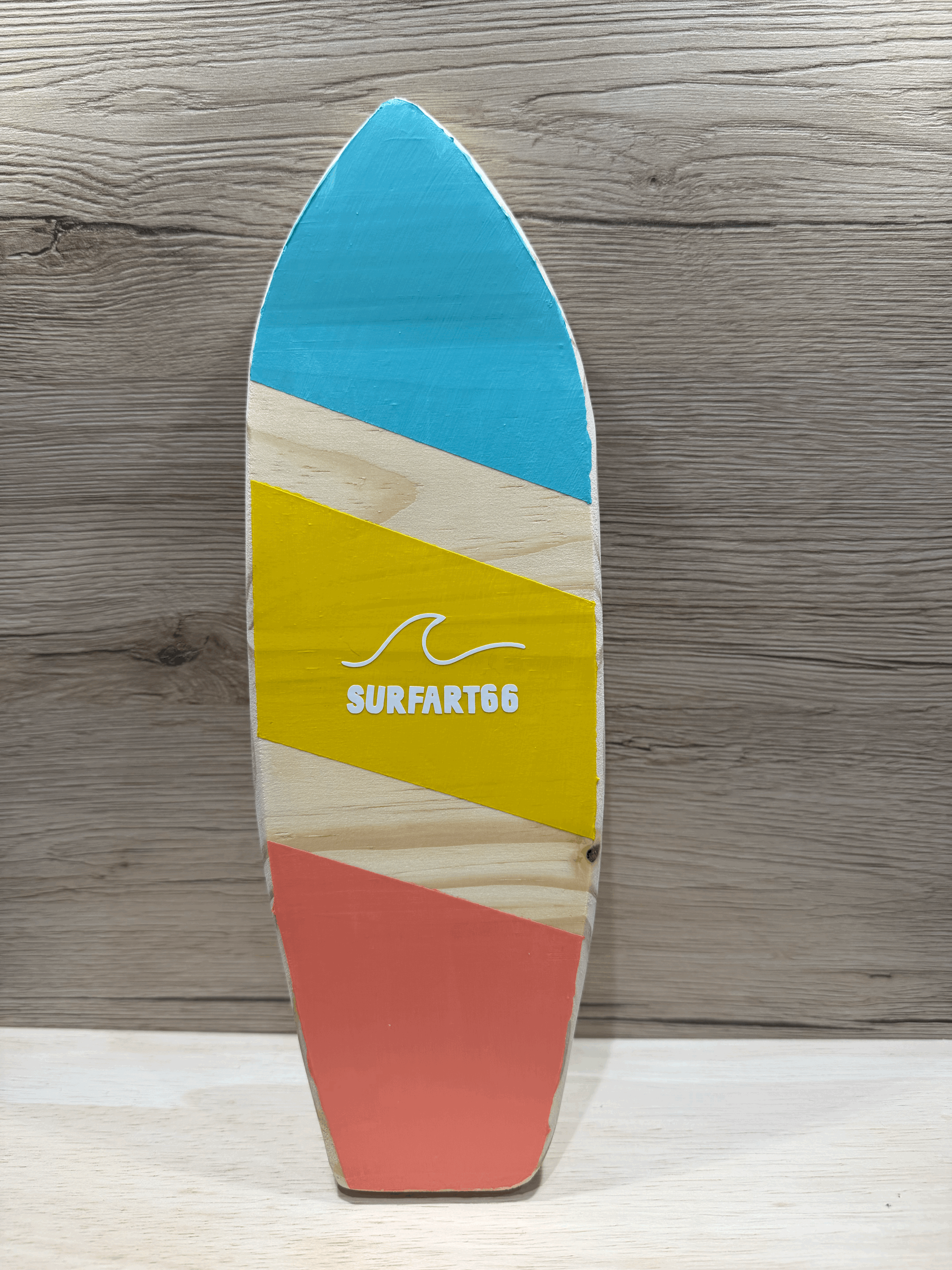 Planche décorative Surfart66 en bois – 25 cm