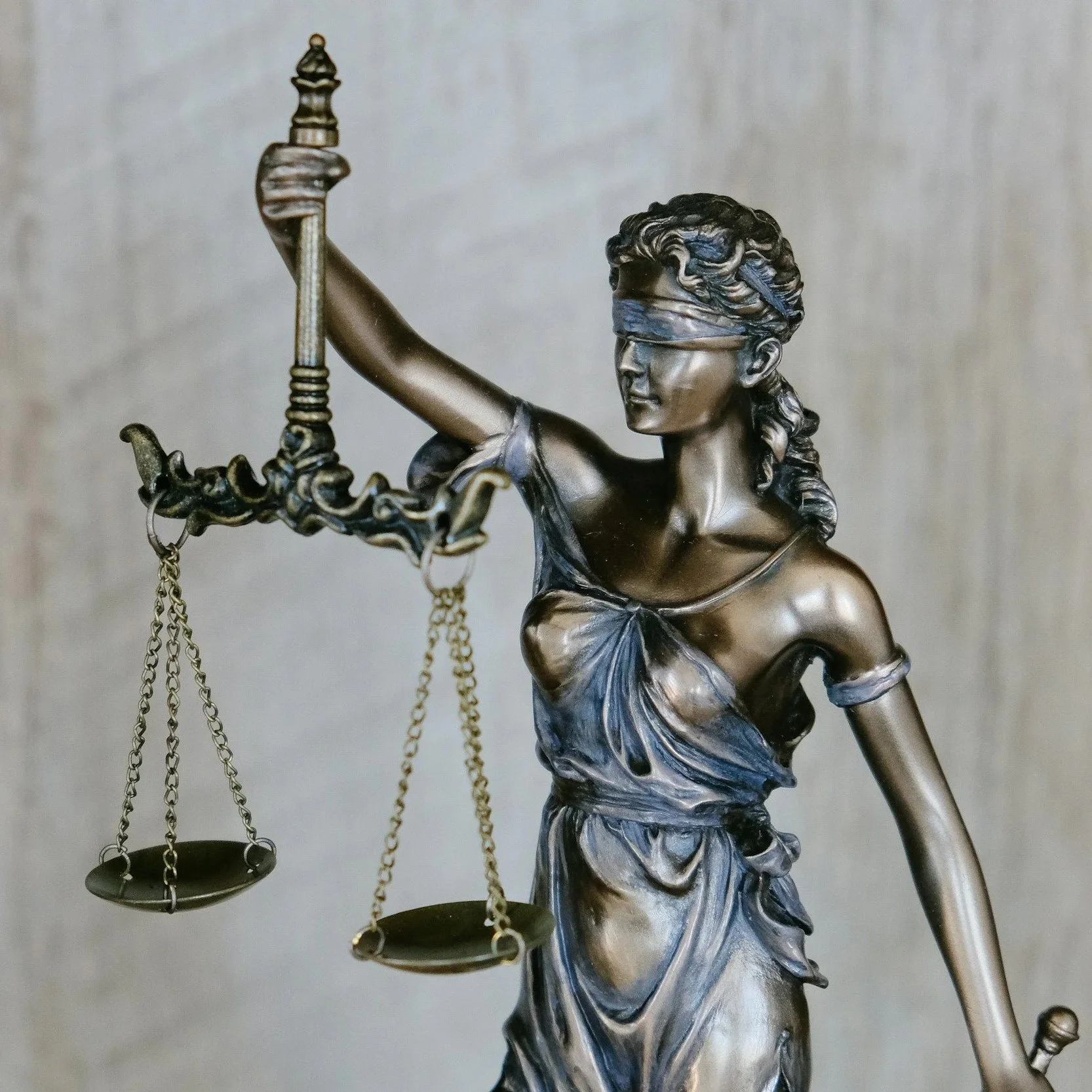 Affordable divorce lawyer serve clients throughout: Norman, Moore, Noble, Newcastle, Oklahoma City, Edmond, Midwest City, Del City, Yukon, Mustang.
