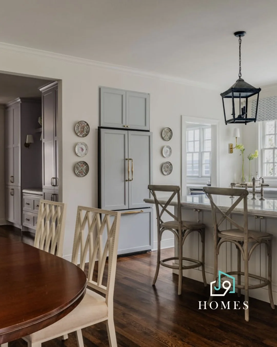 Some homes arrive with their story already written. The job is simply to honor it. 🤍
The Wren at Tarrytown, designed by @austindesignhouse is a full home remodel that celebrated every original detail of this Tudor-style property- stained glass, gabl
