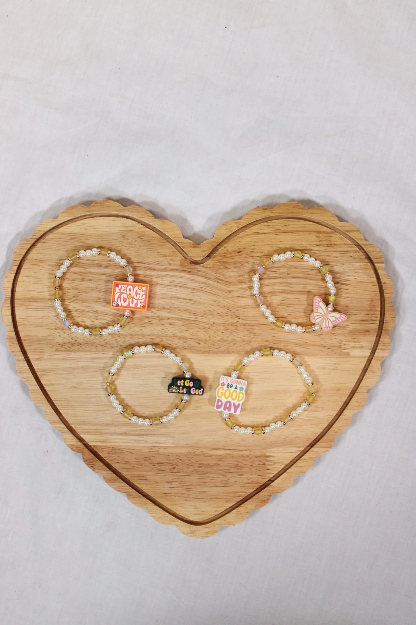 SPRING TIME PEARL BRACELETS