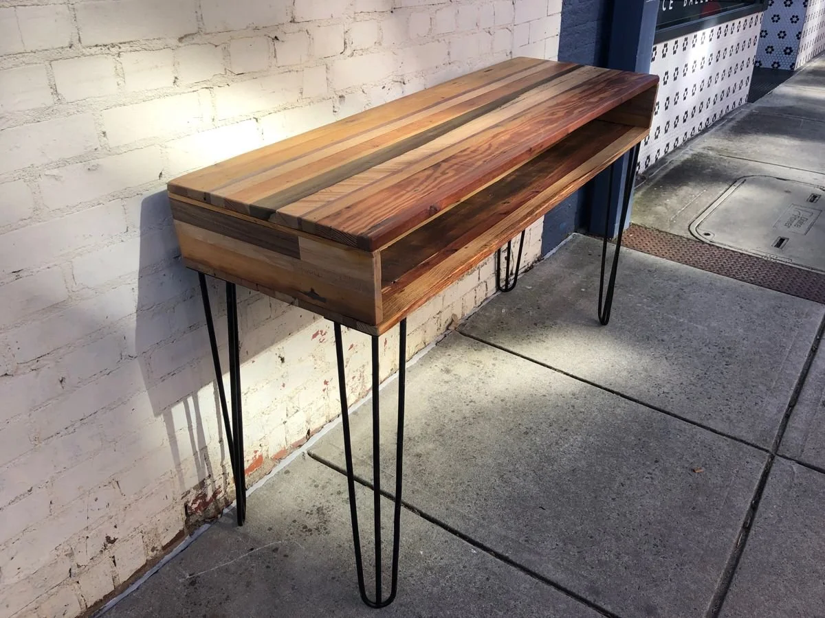 deskwshelf.jpg