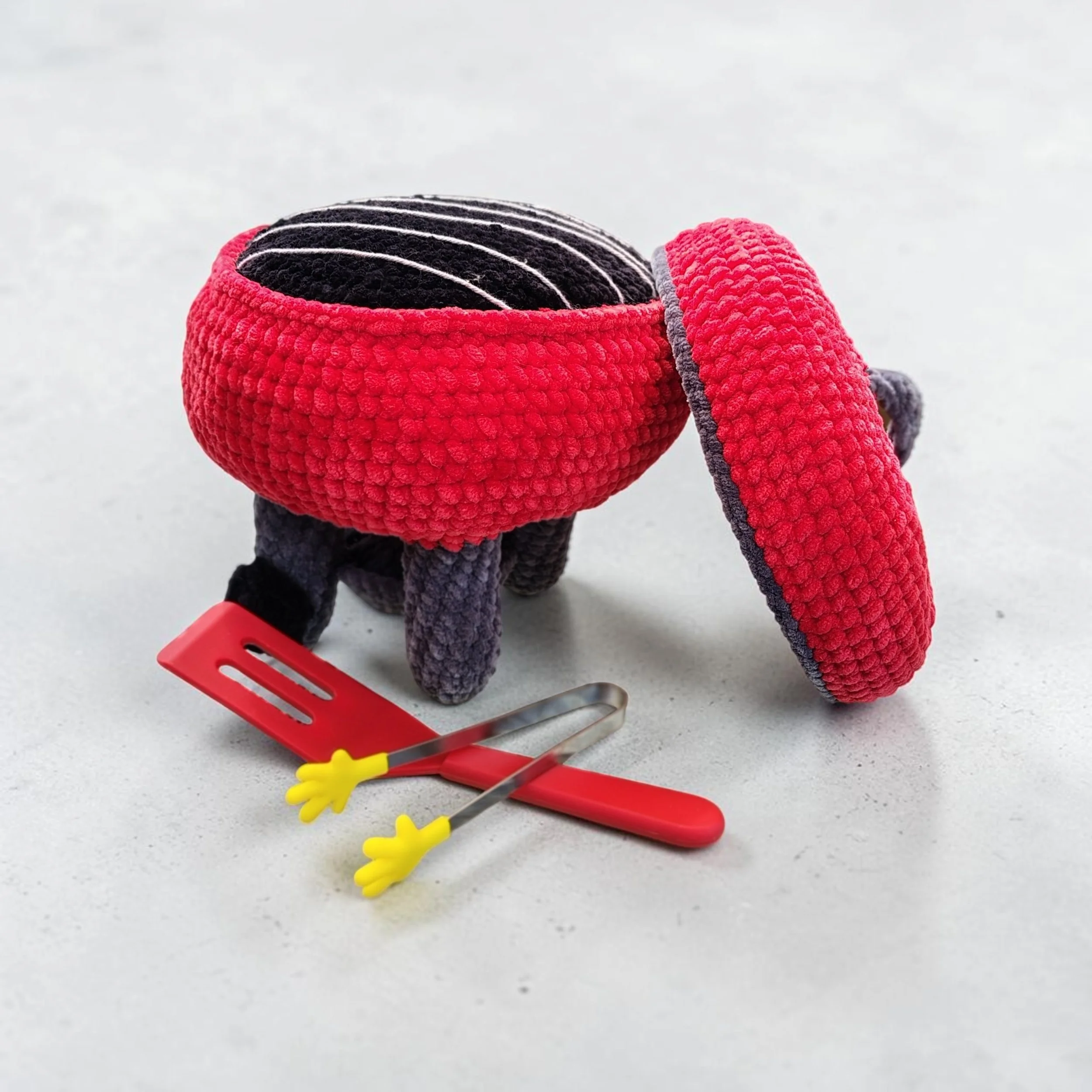 Plush Barbecue Playset with Tongs and Flipper