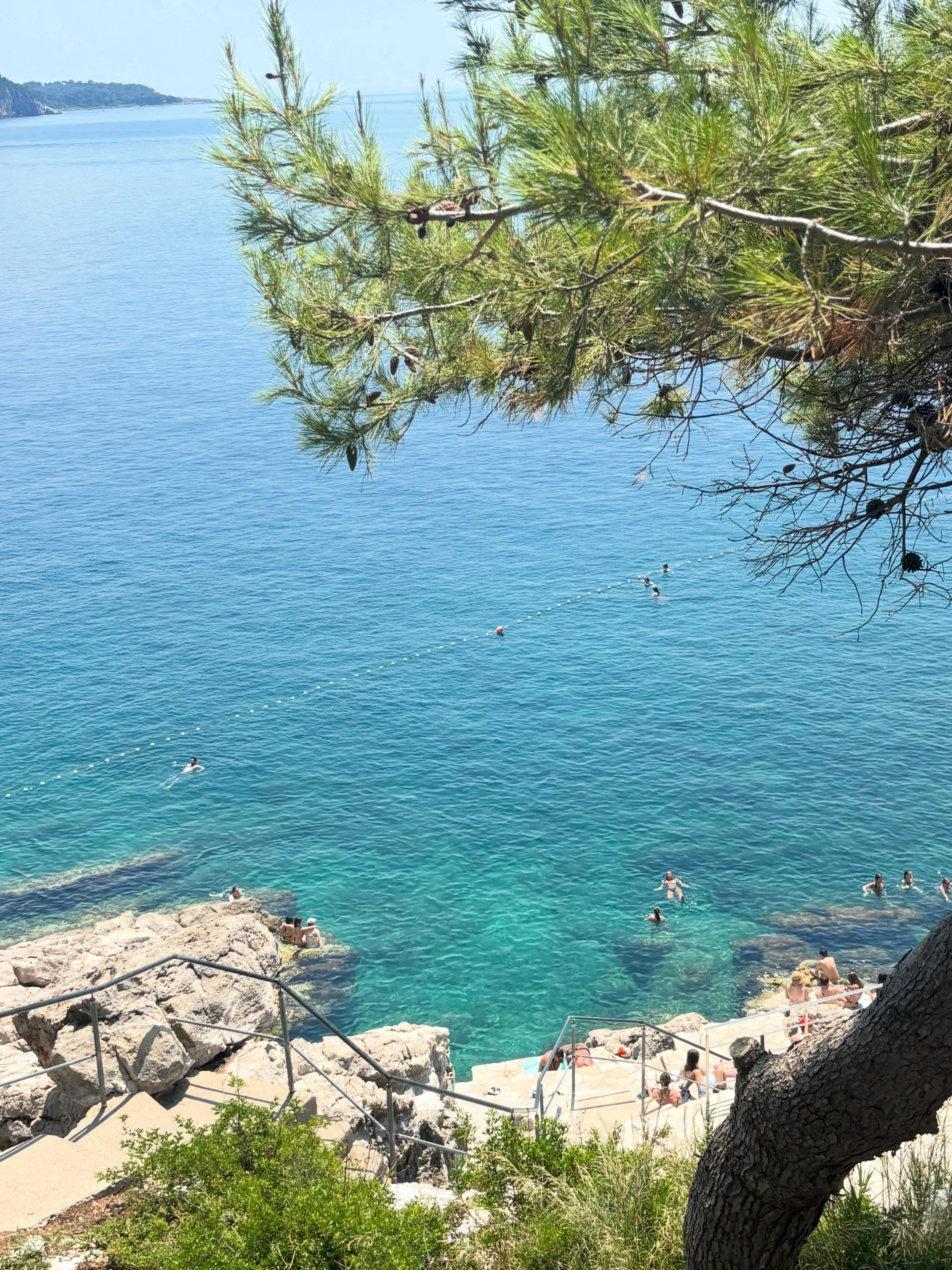 Escaped the canicule 🙂&zwj;↕️🕺🏻