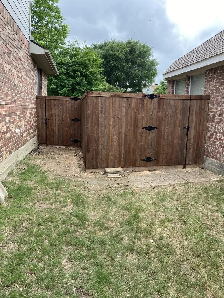 custom gate.jpeg