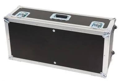 Sturdy wheeled hard case designed to hold an RD7200 or RD8200 locator, transmitter, and accessories.