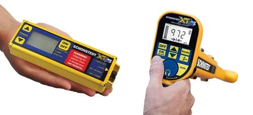 Schonstedt XTpc pipe and cable locator shown retracted and extended with its digital display.