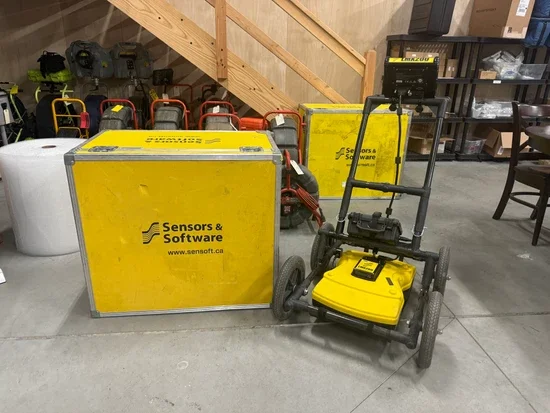 Pre-Owned LMX 200 Ground Penetrating Radar with Flight Case
